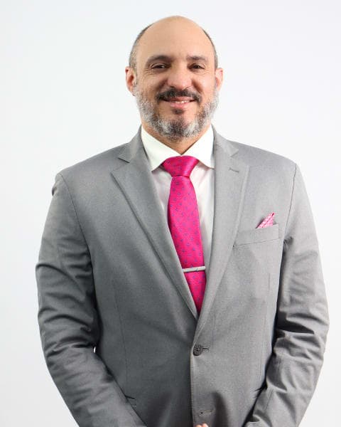 Dr. Wellington Ledesma, Urología