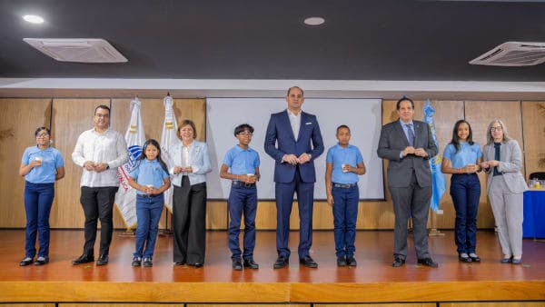 Salud Pública, Educación y el INABIE lanzan Jornada Nacional de Desparasitación Escolar 2026 para beneficiar a más de 1.8 millones de estudiantes