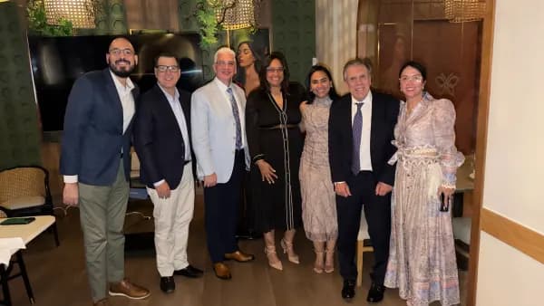 El Cirujano Argentino Dr. Eduardo González y el Dr. Miguel Oller de República Dominicana , se unen en Jornada de Reconstrucción Mamaria junto a Polytech y su Programa Internacional Academy